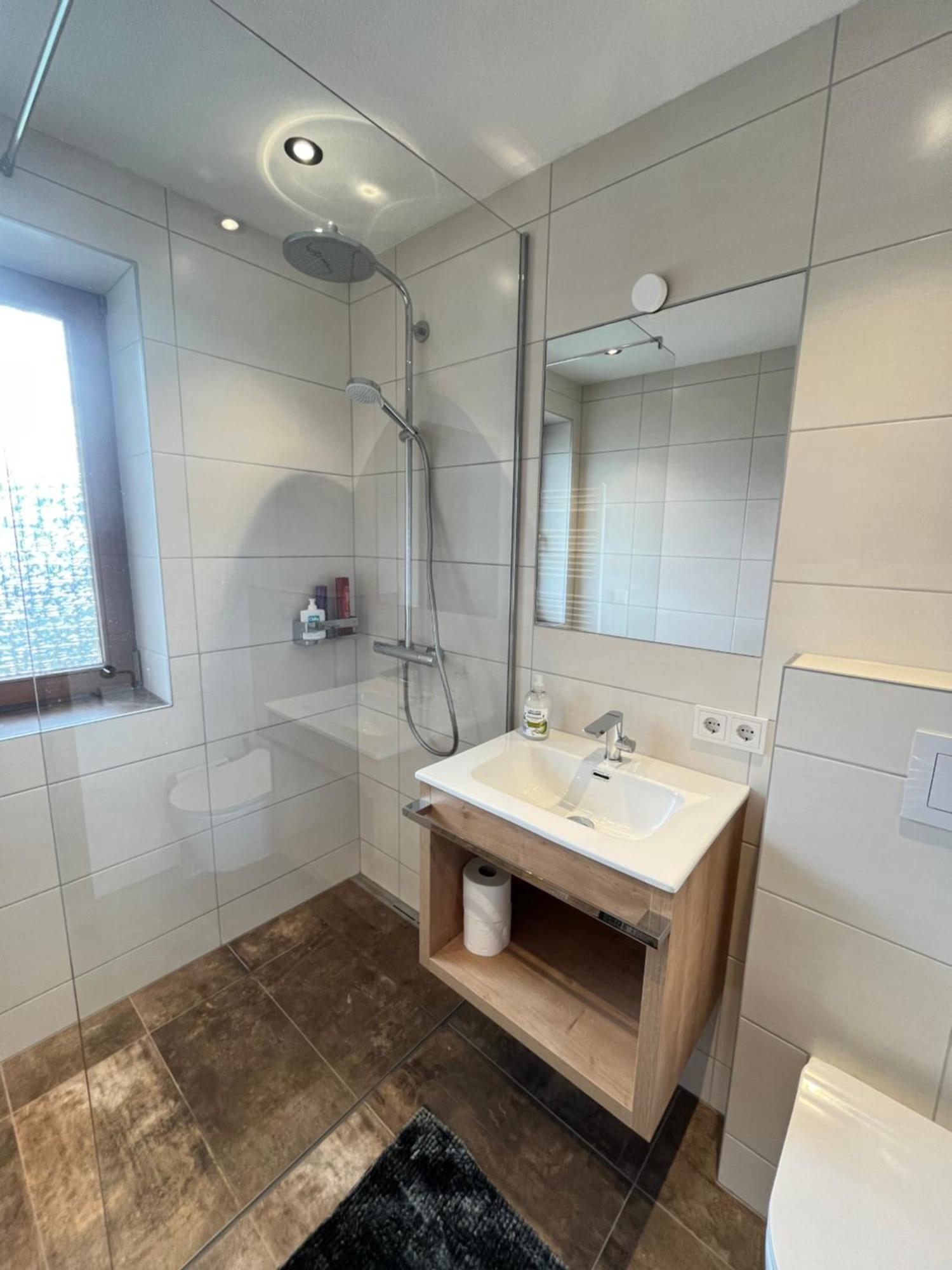 Raimund Mrak Dependance Apartment Langenfeld Luaran gambar